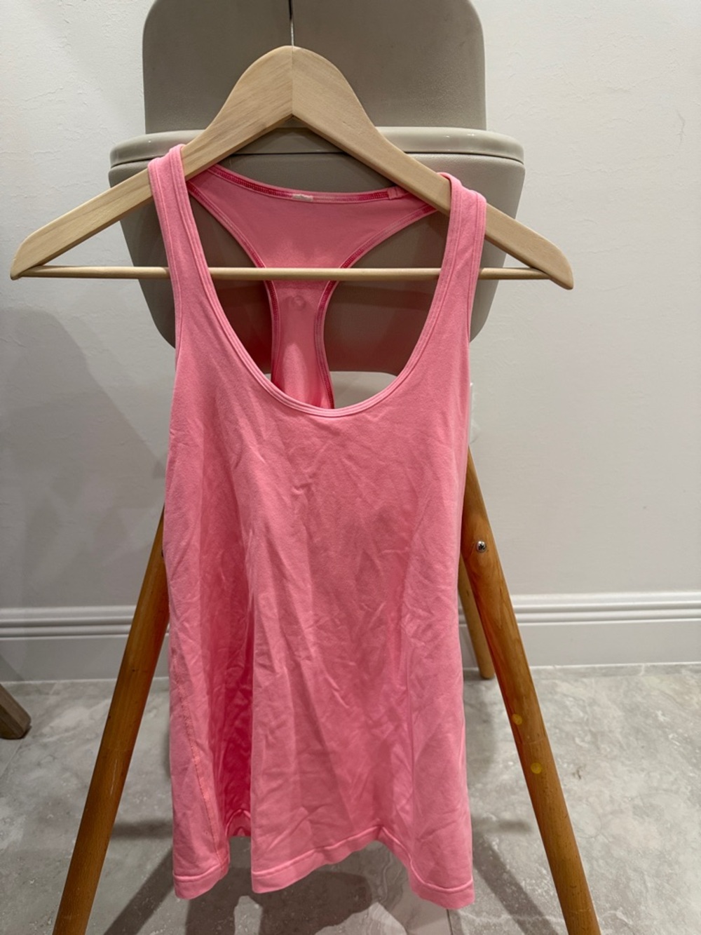Lululemon Women’s Pink Racerback Tank Top
